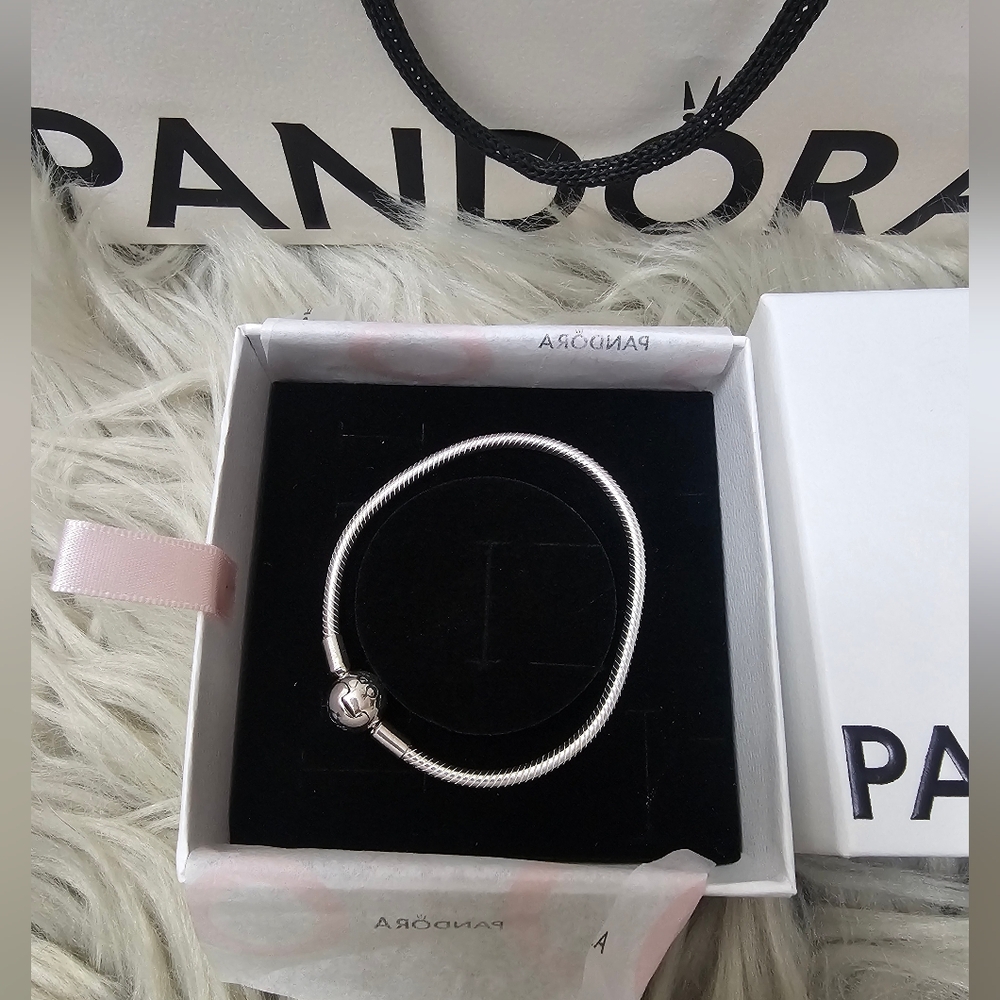 NEW Pandora Moments Snake Chain Bracelet Sterling Silver New In Box 🎁 Size 18